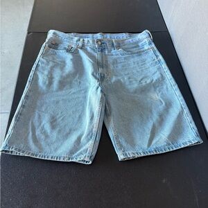 Levi's 469 Light Blue Jean Shorts for Men Size 38